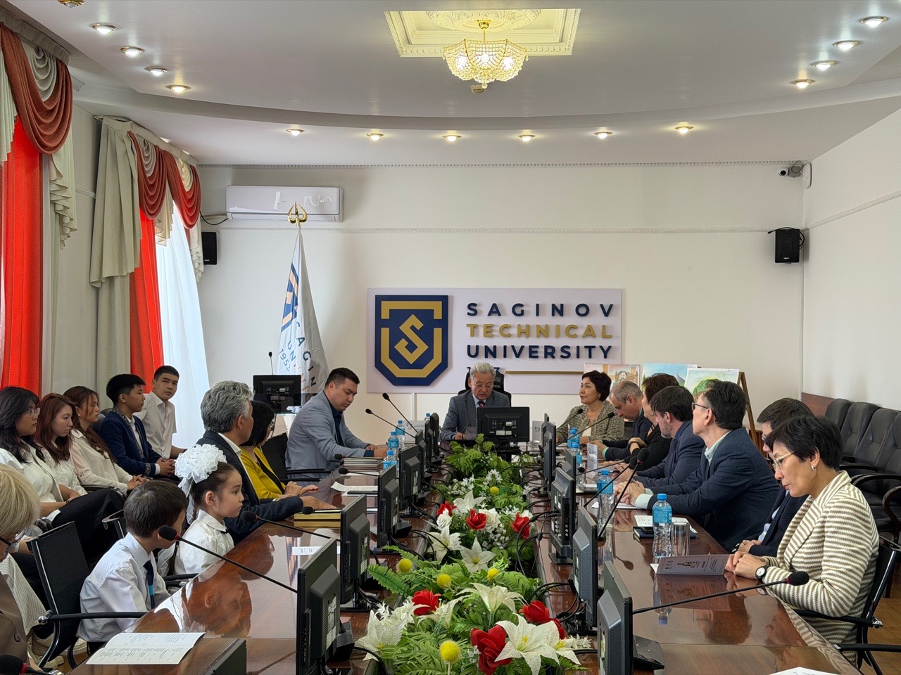 Ұлт ұстазының еңбегі насихатталды.